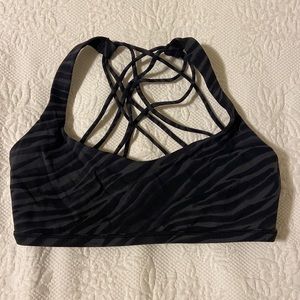 lululemon sports bra